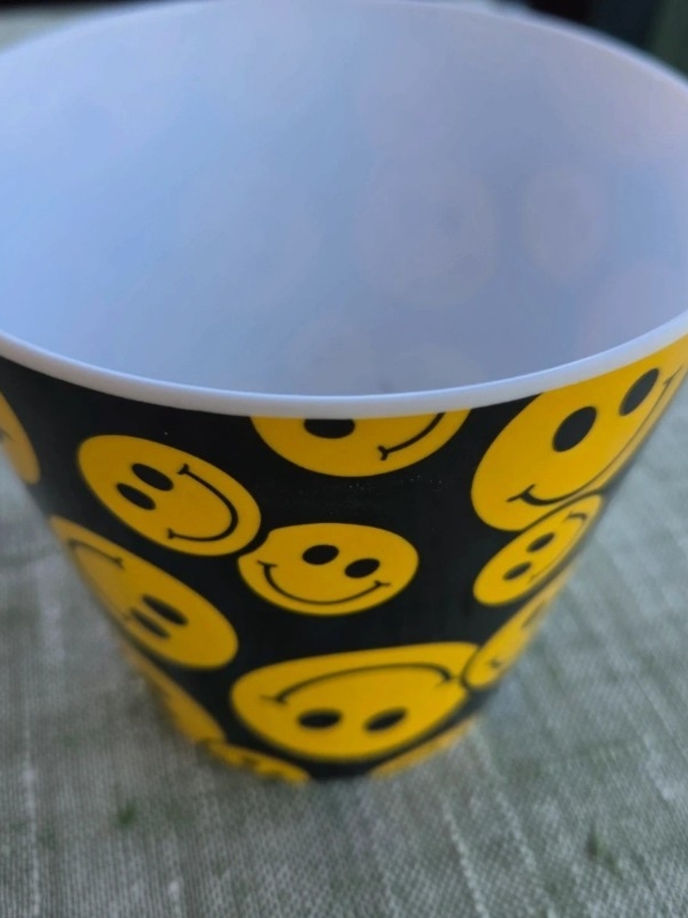 Smiley Face Black & Yellow Planter - No Brand